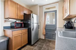 369 Center Ave, Pittsburgh, PA 15229 - Photo 15