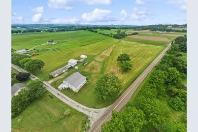 111 Baker, Mount Pleasant Township, PA 15666 - Photo 43