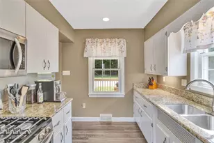 216 Pennsylvania Ave, Zelienople, PA 16063 - Photo 13