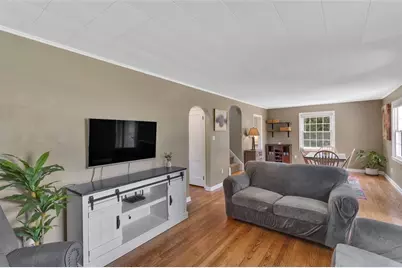 216 Pennsylvania Ave, Zelienople, PA 16063 - Photo 9