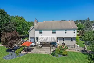 6411 Ten Point Cir, Penn Twp, PA 15085 - Photo 7