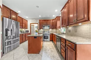 6411 Ten Point Cir, Penn Twp, PA 15085 - Photo 15