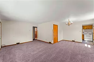 4545 Echo Glen Dr, Pittsburgh, PA 15236 - Photo 11
