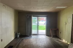 1305 Steuben St, Pittsburgh, PA 15220 - Photo 11