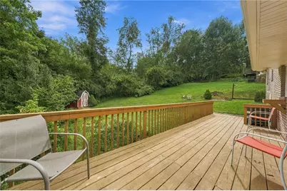 702 Woodside Dr, Jeannette, PA 15644 - Photo 31