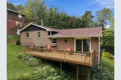 702 Woodside Dr, Jeannette, PA 15644 - Photo 5