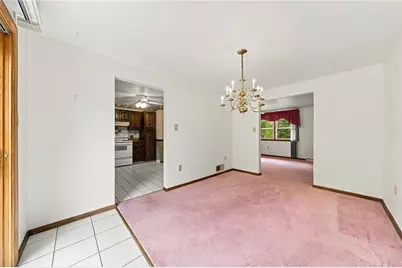 702 Woodside Dr, Jeannette, PA 15644 - Photo 13