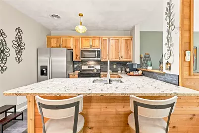 1752 Greenfield Dr, Hidden Valley, PA 15502 - Photo 9