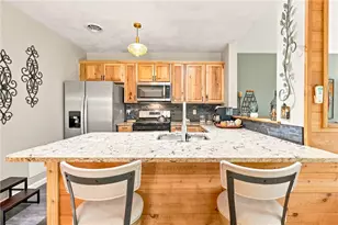 1752 Greenfield Dr, Hidden Valley, PA 15502 - Photo 9