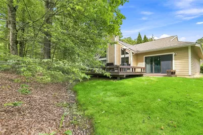 1752 Greenfield Dr, Hidden Valley, PA 15502 - Photo 29
