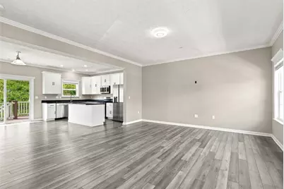 193 Lockheed Dr, Moon/Crescent Twp, PA 15108 - Photo 3