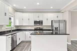 193 Lockheed Dr, Moon/Crescent Twp, PA 15108 - Photo 7