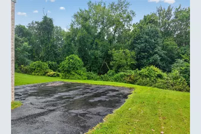 214 Highlander Heights Dr, Pittsburgh, PA 15116 - Photo 35
