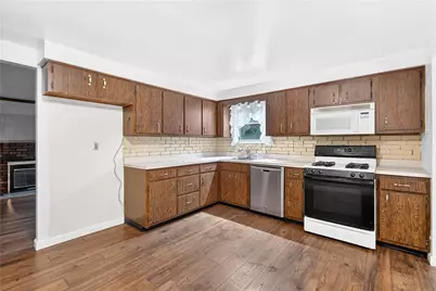 214 Highlander Heights Dr, Pittsburgh, PA 15116 - Photo 13