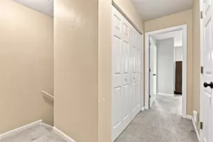 475 Cherryhill Dr, Cecil, PA 15017 - Photo 21