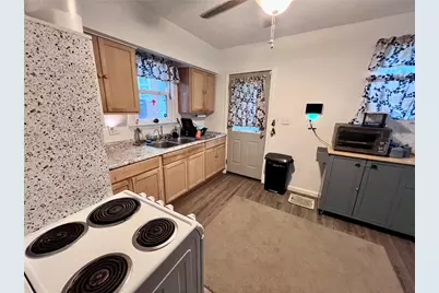 1002 N Mercer St, New Castle, PA 16101 - Photo 11