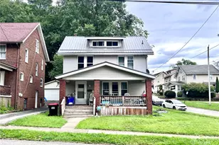 1002 N Mercer St, New Castle, PA 16101 - Photo 1