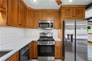 134 Cheeseman Rd, Portersville Boro, PA 16051 - Photo 13