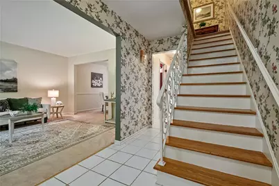 1818 Foxcroft Ln #805, Pittsburgh, PA 15101 - Photo 3