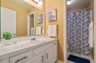 1818 Foxcroft Ln, Pittsburgh, PA 15101 - Photo 21