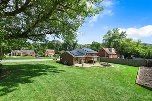 202 Fiesta Dr, Pittsburgh, PA 15239 - Photo 31