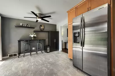 202 Fiesta Dr, Pittsburgh, PA 15239 - Photo 9
