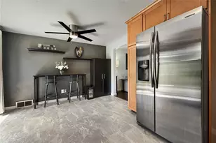 202 Fiesta Dr, Pittsburgh, PA 15239 - Photo 9