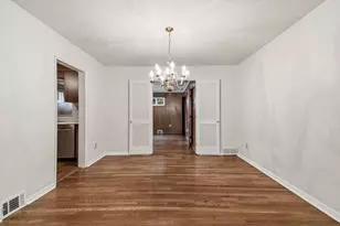 4326 McCaslin St, Pittsburgh, PA 15217 - Photo 9