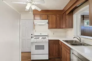 4326 McCaslin St, Pittsburgh, PA 15217 - Photo 11