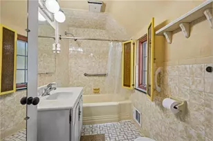 4325 McKee Dr, Pittsburgh, PA 15236 - Photo 15