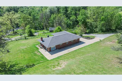 383 Ridgemont Dr, Ohioville, PA 15059 - Photo 5