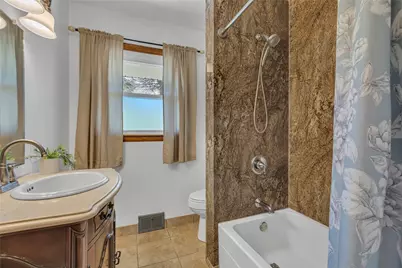383 Ridgemont Dr, Ohioville, PA 15059 - Photo 21
