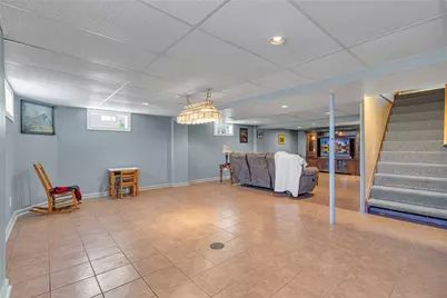 383 Ridgemont Dr, Ohioville, PA 15059 - Photo 9