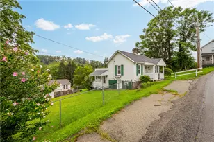 119 Short St, Bentleyville, PA 15314 - Photo 3