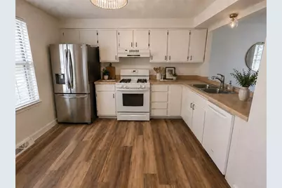 1004 Timberglen Dr, Imperial, PA 15126 - Photo 5