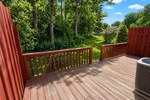 1004 Timberglen Dr, Imperial, PA 15126 - Photo 13