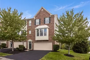 117 Maple Ridge Ct, Cecil, PA 15317 - Photo 1