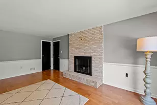 1013 Dana Dr, West Mifflin, PA 15122 - Photo 9