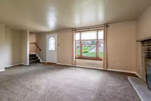 963 Highview, Baldwin Twp, PA 15234 - Photo 5