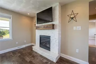 408 McKlveen Rd, Unity Township, PA 15670 - Photo 9