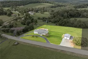 408 McKlveen Rd, Unity Township, PA 15670 - Photo 5