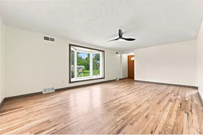 12640 Deborah Dr, North Huntingdon, PA 15642 - Photo 7