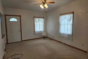 302 S Washington St, Eau Claire, PA 16030 - Photo 11