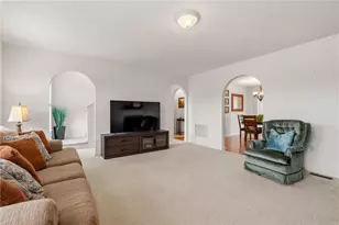 1618 Brandtview Ct, Pittsburgh, PA 15090 - Photo 5