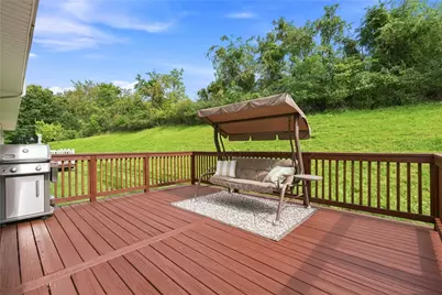 1618 Brandtview Ct, Pittsburgh, PA 15090 - Photo 11