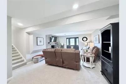 340 Dixon Blvd, South Union Township, PA 15401 - Photo 19