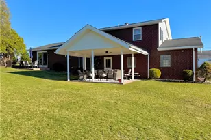340 Dixon Blvd, South Union Township, PA 15401 - Photo 5