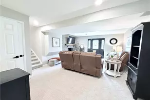 340 Dixon Blvd, South Union Township, PA 15401 - Photo 15