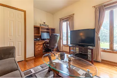 1846 Lori Lane, Hermitage, PA 16148 - Photo 7