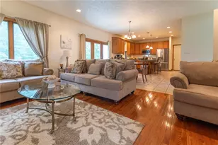 1846 Lori Ln, Hermitage, PA 16148 - Photo 15